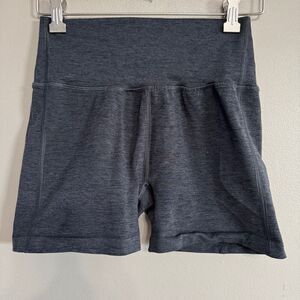 Alphalete charcoal gray women’s bike shorts size medium